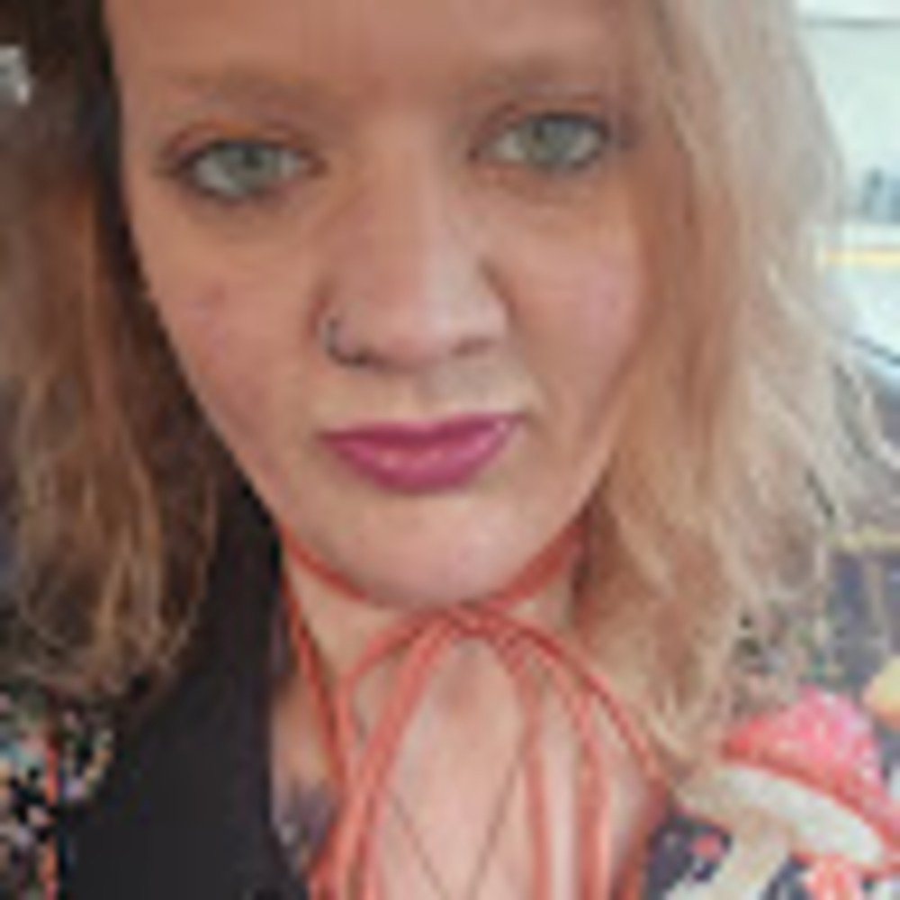 Meet your Posher, Mj